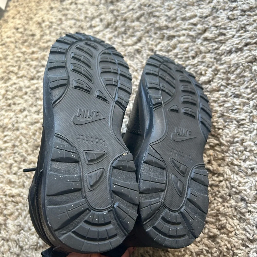 Nike Black Kids Boots